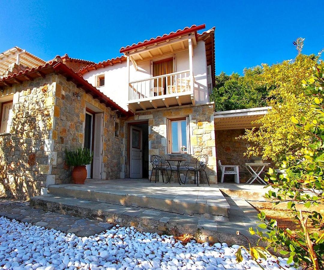 Lithea Villas And Studios By The Sea Agios Petros  Extérieur photo